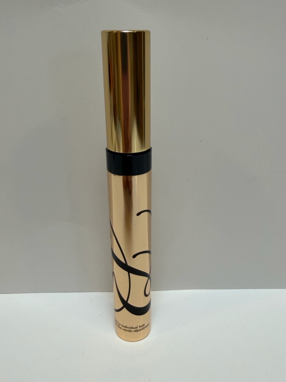 Estée Lauder Sumptuous Extreme Lash Multiplying Volume Black Mascara NWOT